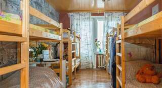 Гостиница Добрый Москва Спальное место на двухъярусной кровати в общем номере для женщин-2